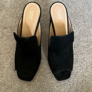 Lewit black heels size 37. Never worn. Made in Italy